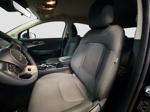Used 2023 Kia Sportage LX image 21