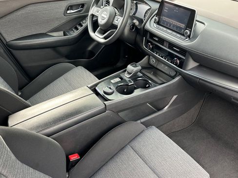 Used 2023 Nissan Rogue SV AWD/4WD image 18