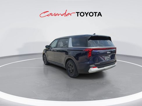Used 2026 Kia Carnival FWD image 6