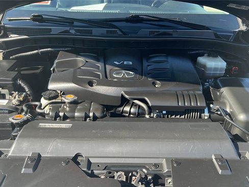 Used 2017 INFINITI QX80 4WD w/ Deluxe Technology Package image 19
