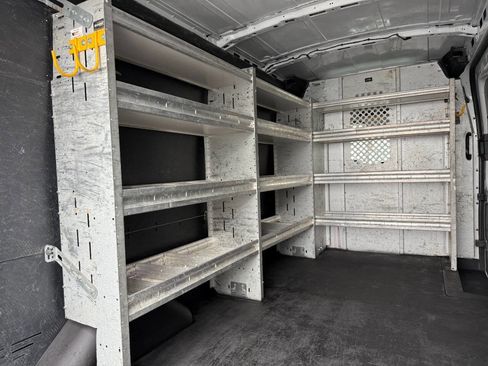 Used 2018 Ford Transit 350 148 Medium Roof image 30