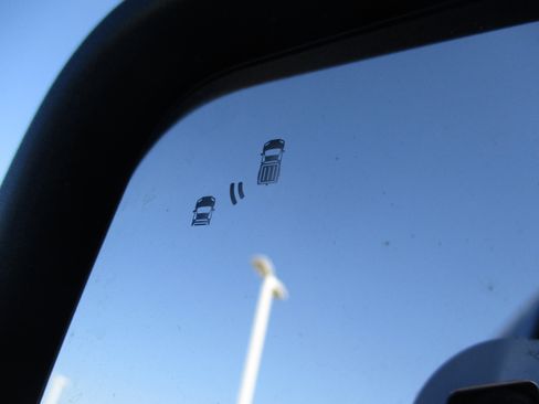 Used 2022 Ford F150 XLT w/ Equipment Group 302A High image 17