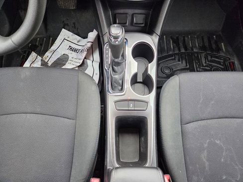 Used 2017 Chevrolet Cruze LT w/ Convenience Package image 20