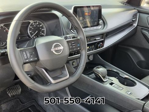 Used 2026 Nissan Rogue SV image 10