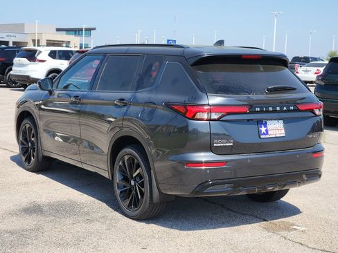 New 2026 Nissan Rogue Platinum AWD/4WD image 3