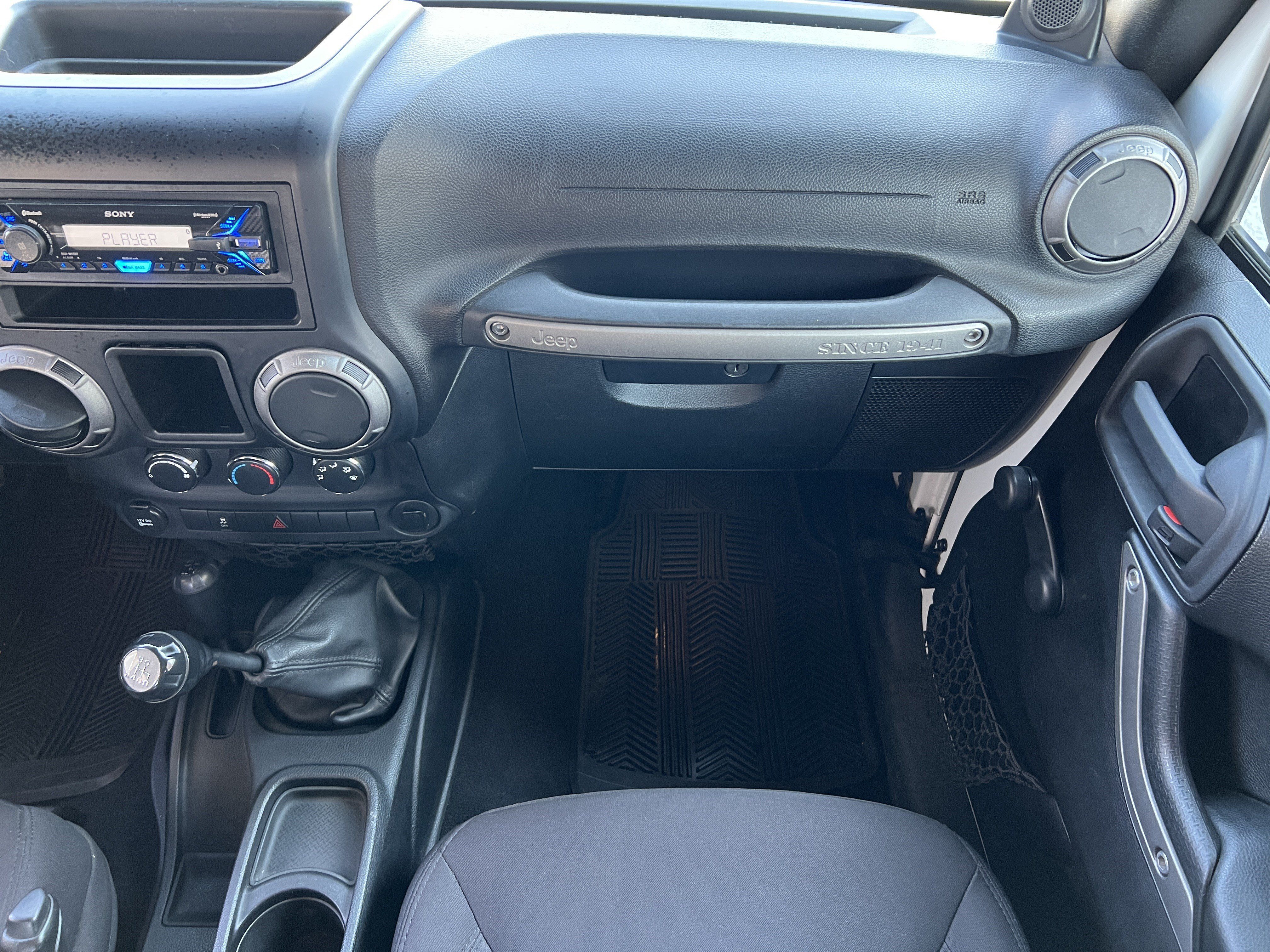 Used 2013 Jeep Wrangler Sport AWD/4WD image 31