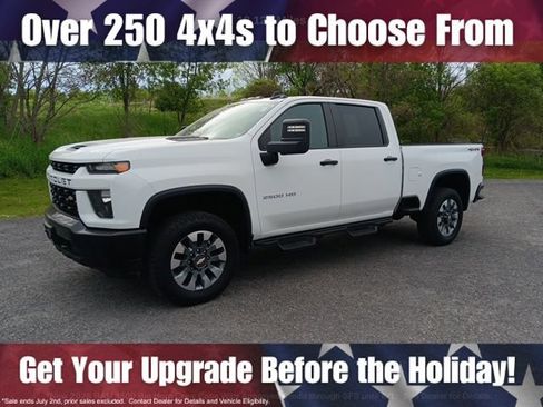 Used 2023 Chevrolet Silverado 2500 Custom w/ Custom Value Package AWD/4WD image 9
