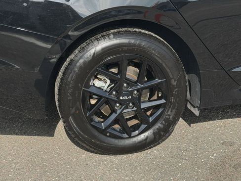 Used 2025 Kia K5 LXS image 29