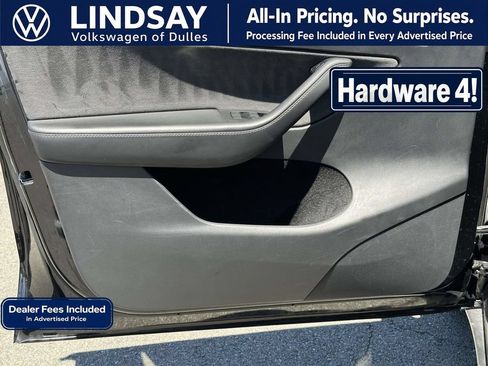 Used 2024 Tesla Model Y Long Range AWD/4WD image 4