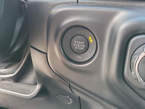 Used 2022 Jeep Gladiator Mojave w/ Trailer Tow Package image 9