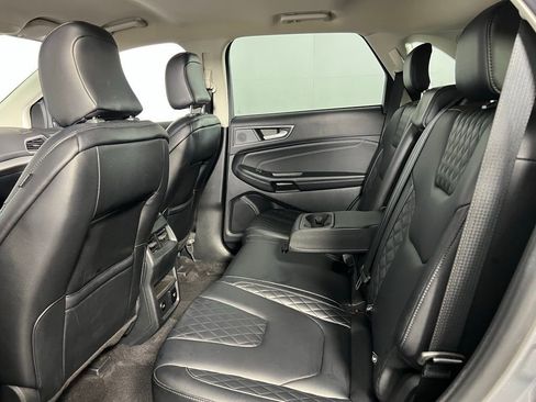 Used 2024 Ford Edge Titanium image 27