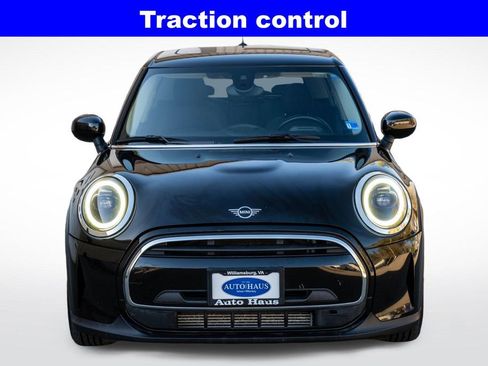 Used 2022 MINI Cooper 4-Door Hardtop image 11