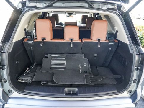 Used 2024 Nissan Pathfinder Platinum w/ Cargo Package FWD image 27