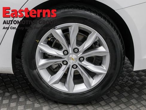 Used 2023 Chevrolet Malibu LT image 33