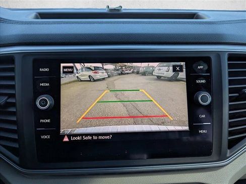 Used 2018 Volkswagen Atlas SE image 13