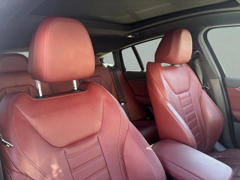 Used 2023 BMW X4 M40i image 22