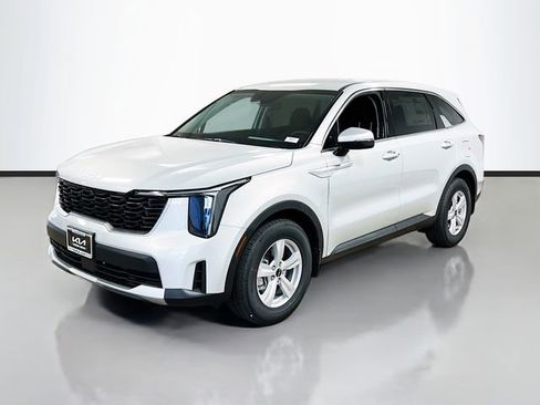 New 2026 Kia Sorento LX image 3