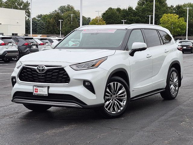 Used 2026 Toyota Highlander Platinum AWD/4WD image 2