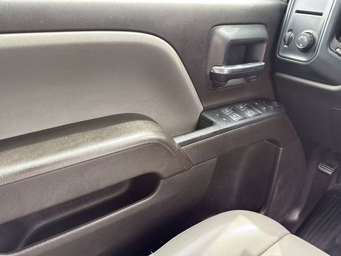 Used 2018 Chevrolet Silverado 2500 W/T w/ WT Convenience Package RWD image 5