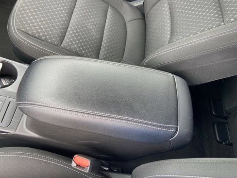 Used 2025 Ford Escape Active AWD/4WD image 43