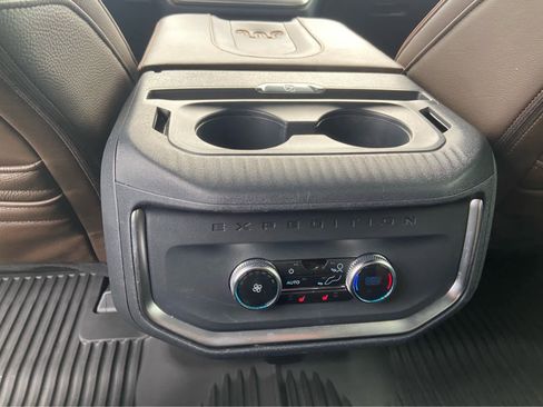 Used 2025 Ford Expedition King Ranch AWD/4WD image 18