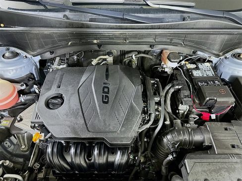 Used 2022 Kia Sorento S image 9