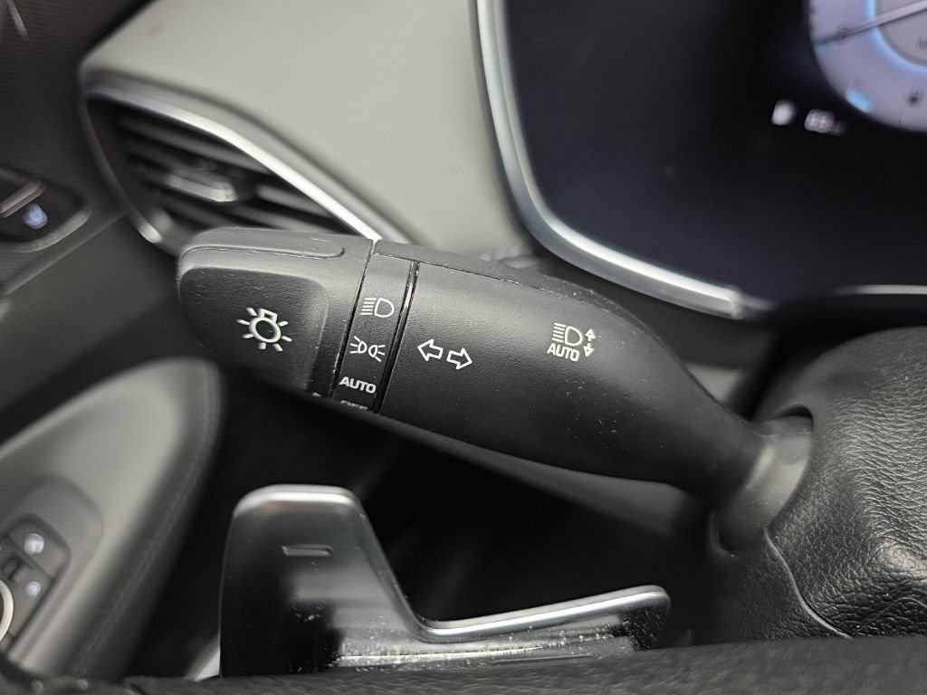 Used 2023 Hyundai Santa Fe Limited w/ Cargo Package AWD/4WD image 26