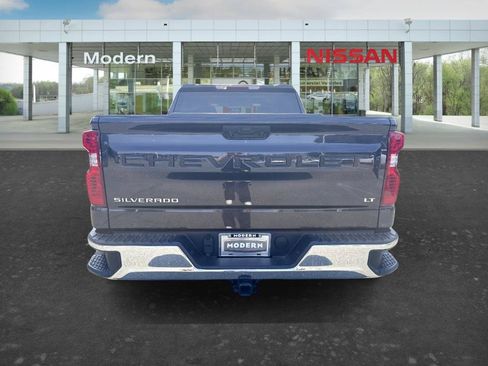 Used 2023 Chevrolet Silverado 1500 LT AWD/4WD image 4