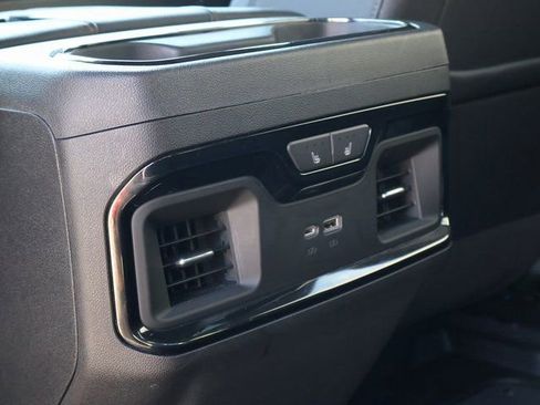 Used 2022 GMC Sierra 1500 AT4 w/ AT4 Premium Package AWD/4WD image 25