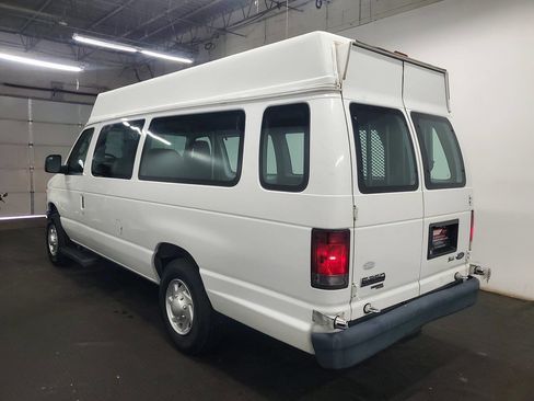 Used 2011 Ford E-250 and Econoline 250 Extended w/ PWR Group image 5