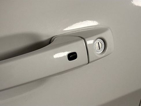 Used 2018 Jeep Grand Cherokee Laredo image 18