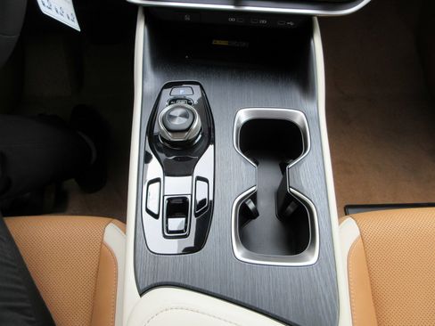 New 2026 Lexus RZ 450e AWD image 44