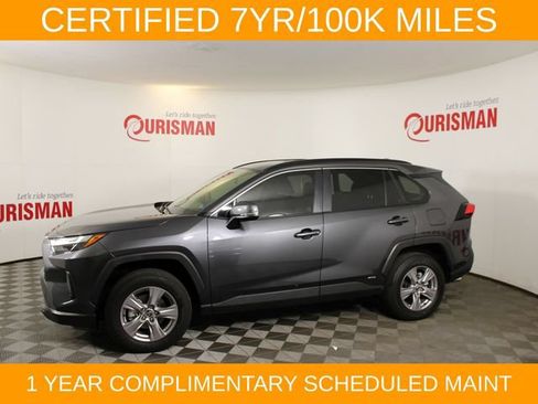 Used 2025 Toyota RAV4 XLE AWD/4WD image 4