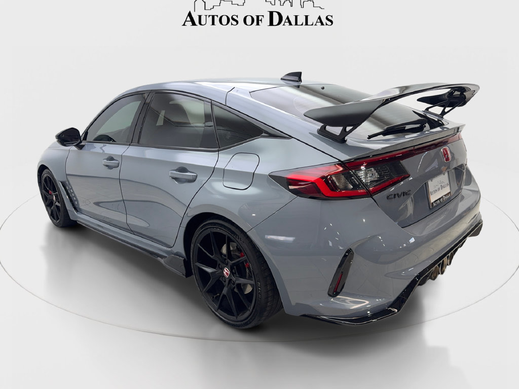 Used 2023 Honda Civic Type R image 9