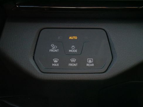 Certified 2023 Volkswagen ID.4 Pro S AWD/4WD image 27