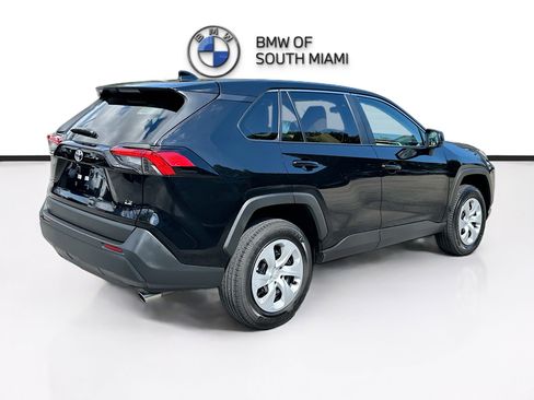 Used 2025 Toyota RAV4 LE image 7