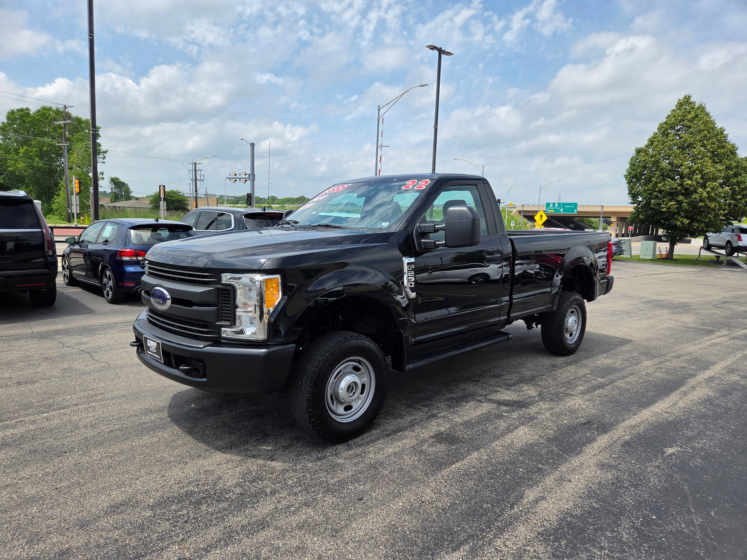 Used 2017 Ford F250 XL w/ Snow Plow Prep Package AWD/4WD image 3