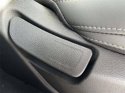 New 2025 Kia Telluride S image 15