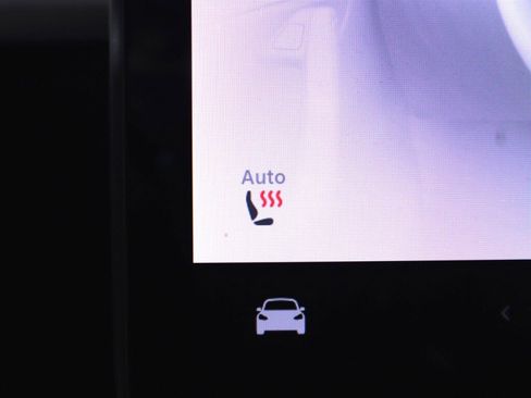 Used 2018 Tesla Model 3 Long Range image 18