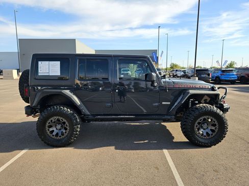 Used 2017 Jeep Wrangler Unlimited Rubicon AWD/4WD image 6