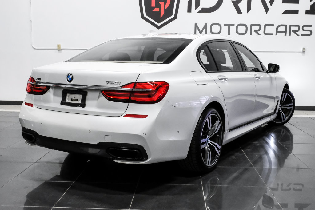 Used 2016 BMW 750i xDrive AWD/4WD image 11