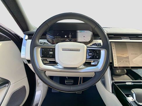 New 2026 Land Rover Range Rover Long Wheelbase Autobiography image 41