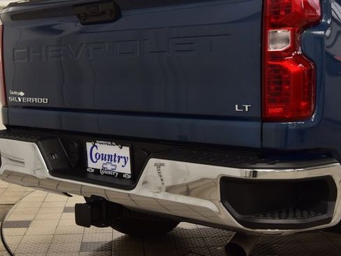 Used 2025 Chevrolet Silverado 2500 LT image 24