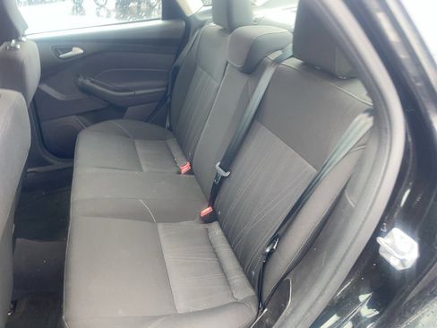 Used 2015 Ford Focus SE w/ SE Ecoboost Package image 12