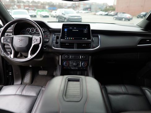 Used 2021 Chevrolet Suburban RST w/ Luxury Package image 19