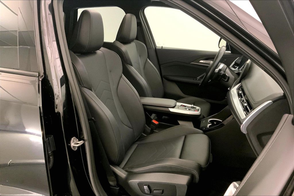 Used 2023 BMW X1 xDrive28i w/ M Sport Package AWD/4WD image 6