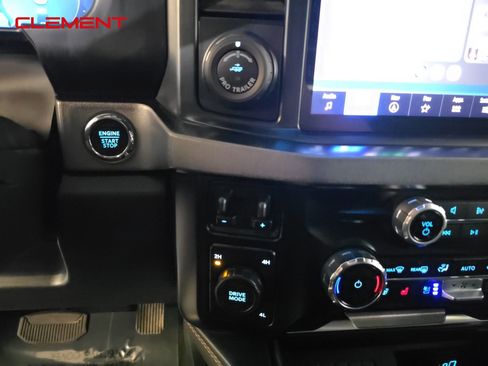 Certified 2023 Ford F450 Platinum w/ FX4 Off-Road Package image 21