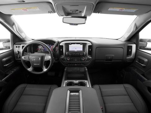 Used 2017 GMC Sierra 2500 Denali w/ Duramax Plus Package AWD/4WD image 4