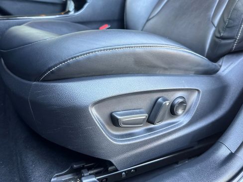 Used 2020 Toyota Prius Prime Limited w/ Carpet Mat Package FWD image 14