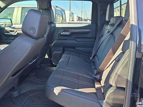 Used 2024 Chevrolet Silverado 1500 High Country w/ High Country Premium Package image 16